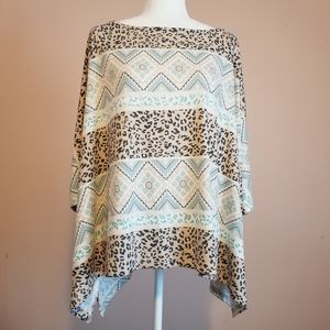 Oddy Animal Print Top